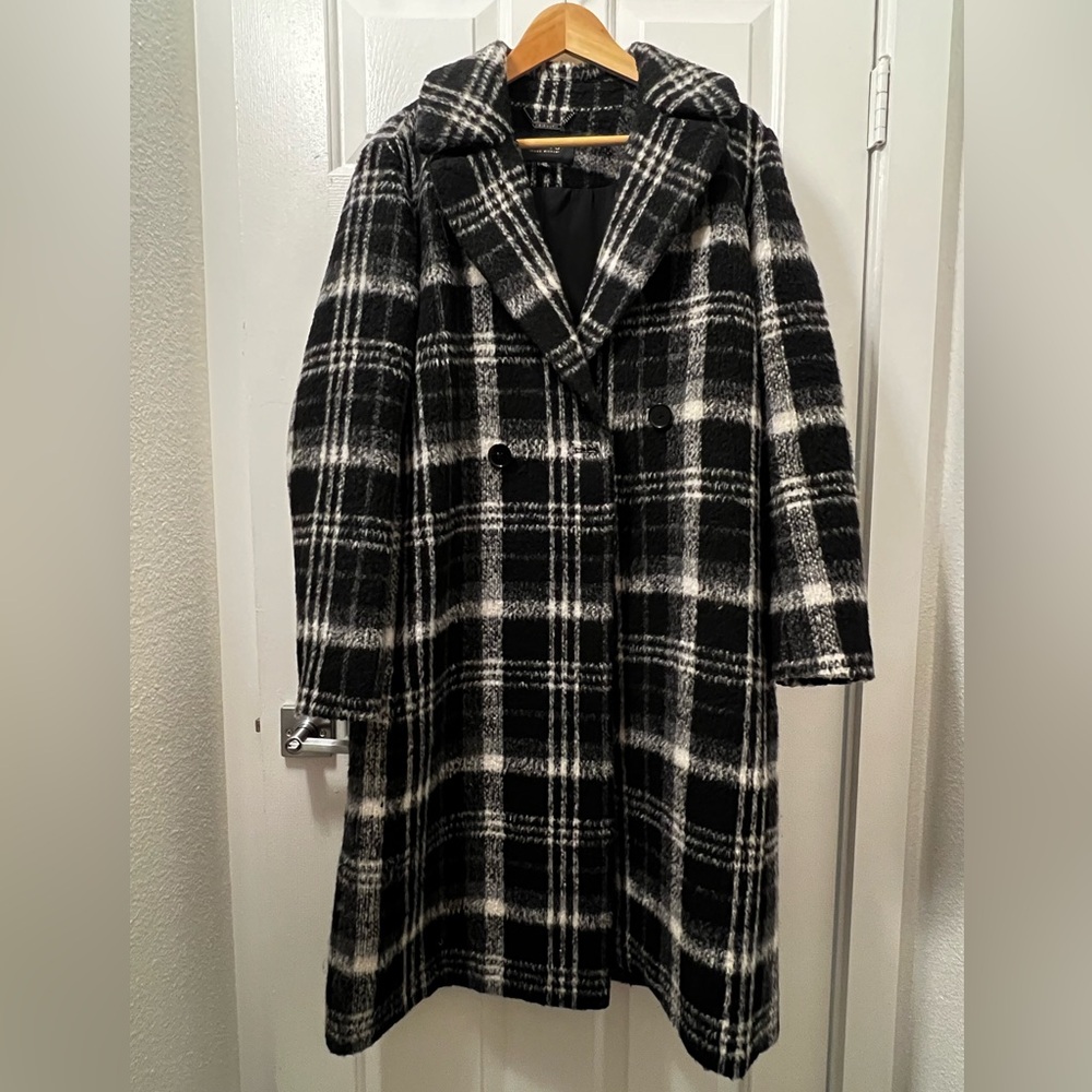 IMNYC Isaac Mizrahi Black Plaid Coat